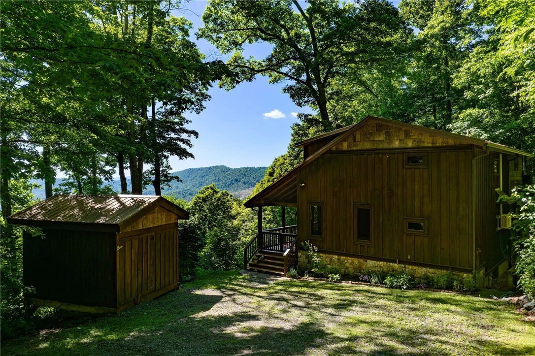 Image number 12 for the current listing