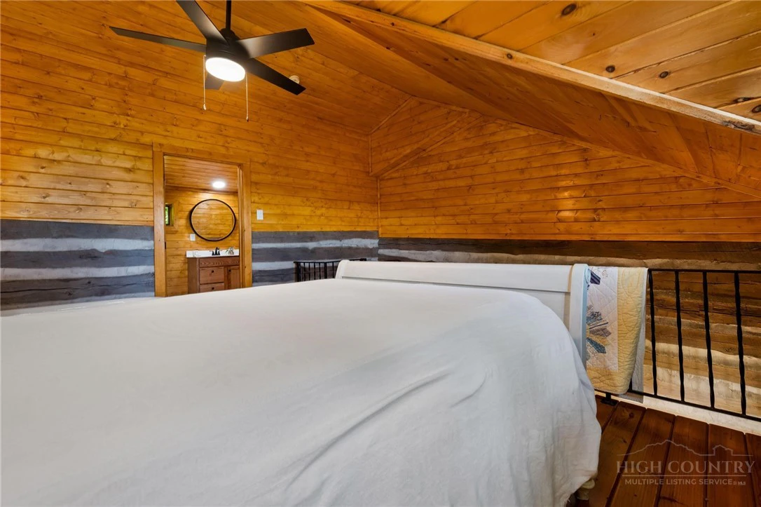 Image number 6 for the current listing