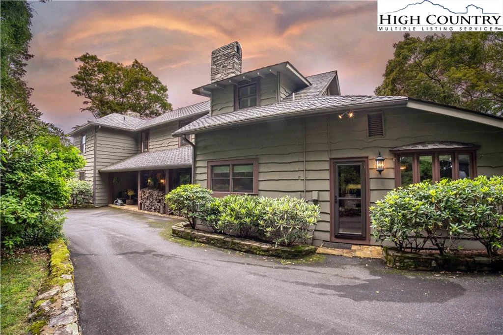 Image number 20 for the current listing