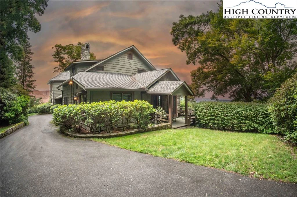Image number 21 for the current listing