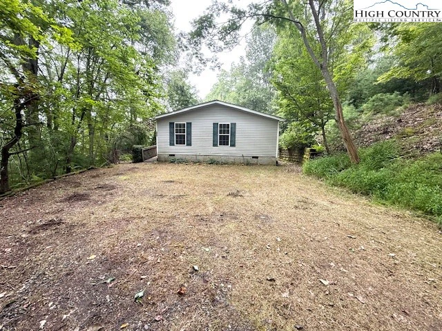 Image number 14 for the current listing