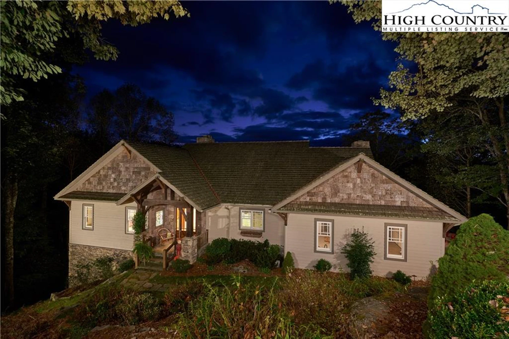 Image number 14 for the current listing
