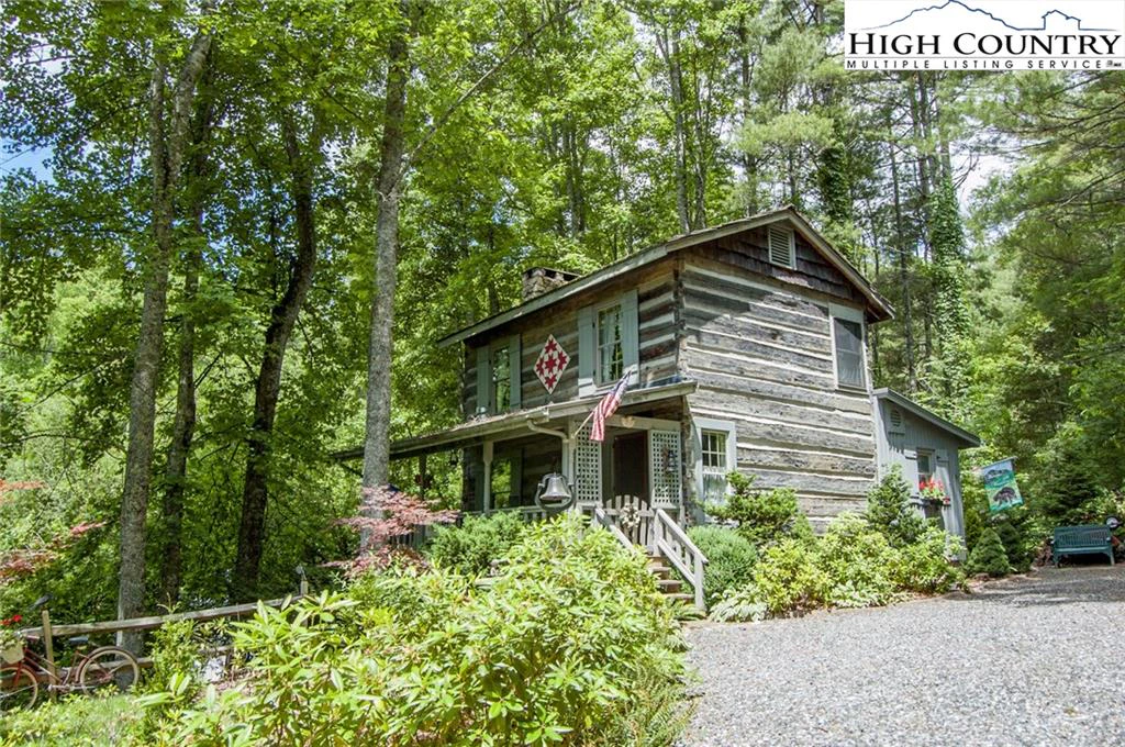 Image number 3 for the current listing