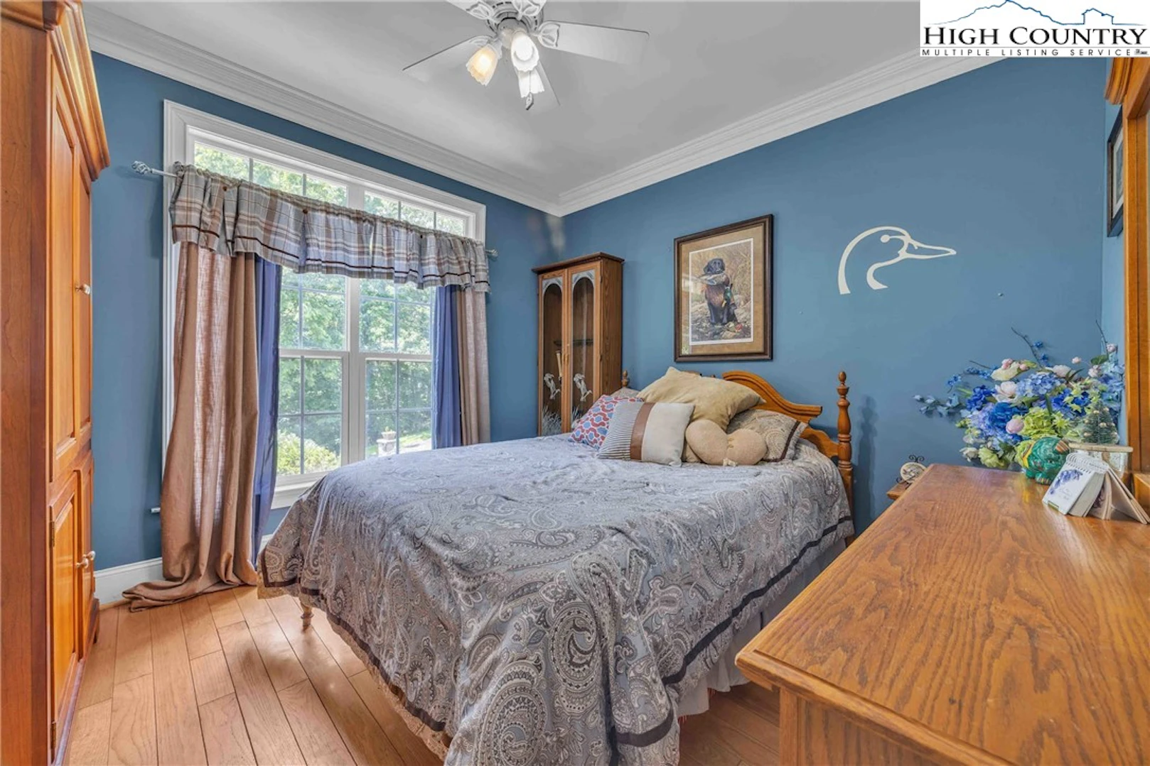 Image number 6 for the current listing