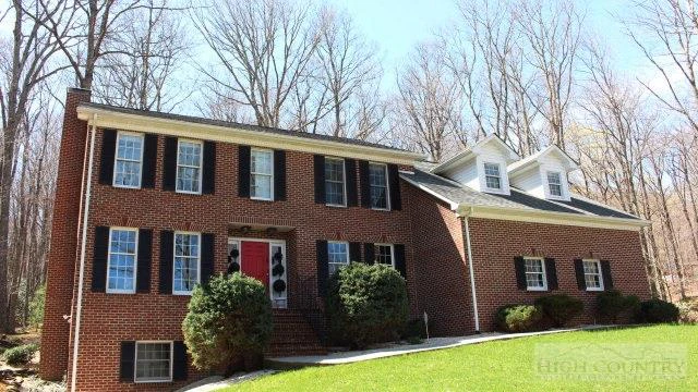Image number 1 for the current listing