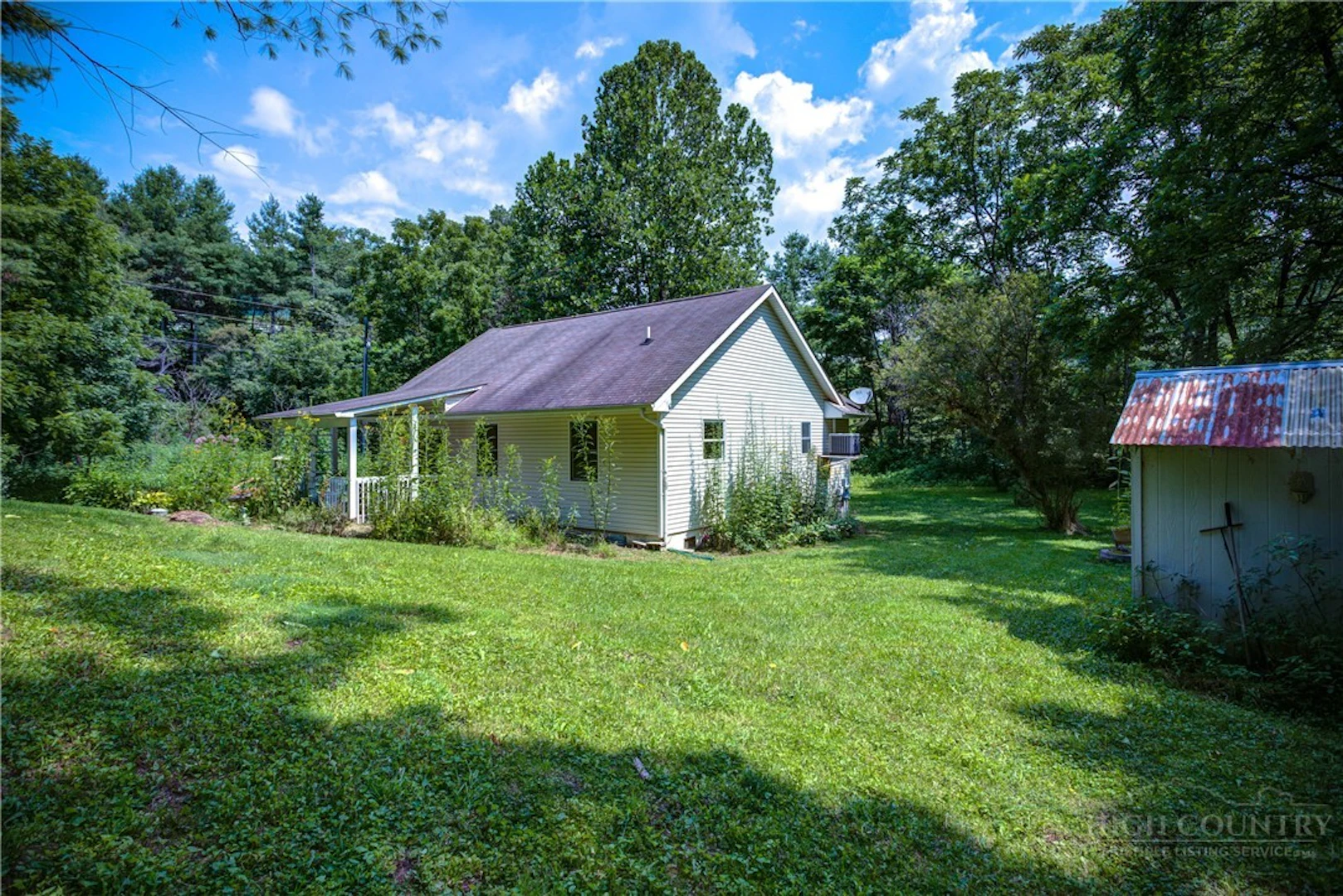 Image number 8 for the current listing
