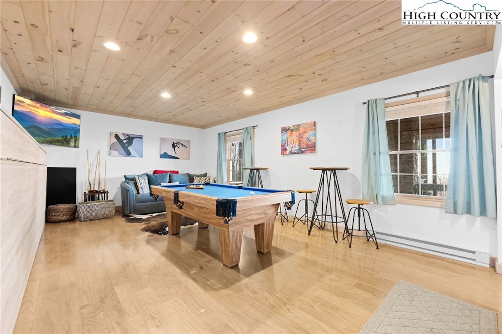 Image number 6 for the current listing