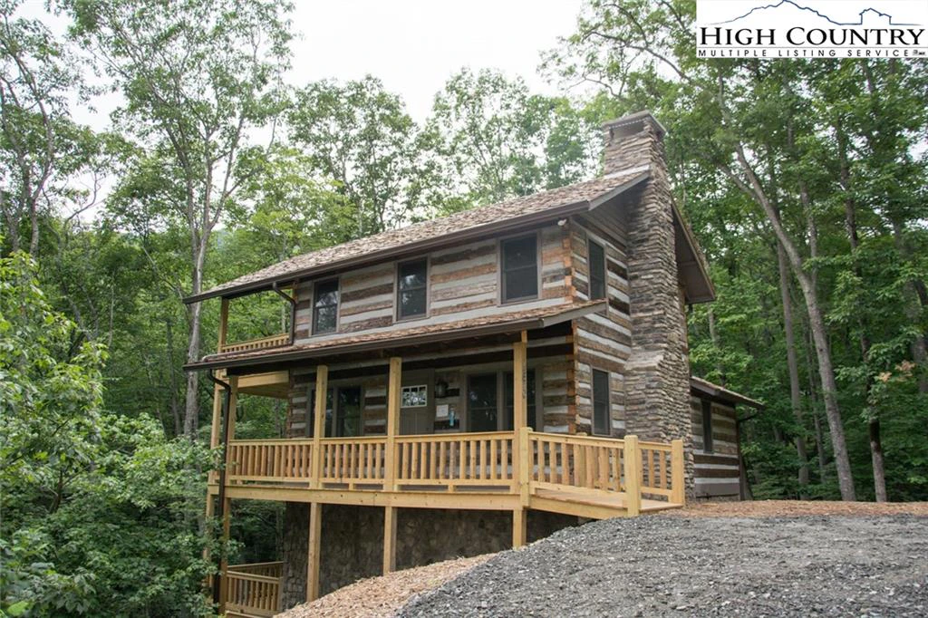 Image number 1 for the current listing