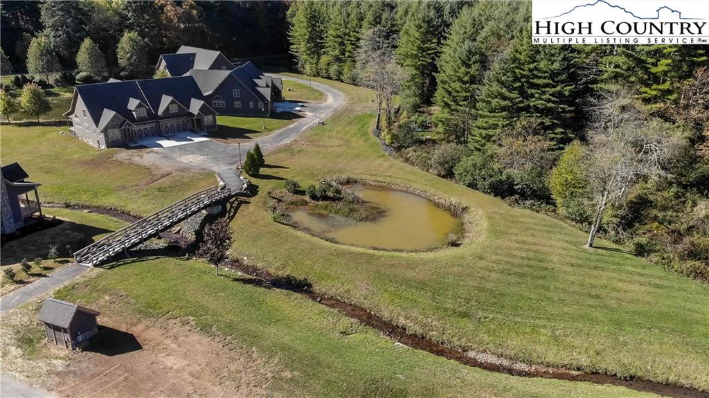 Image number 6 for the current listing