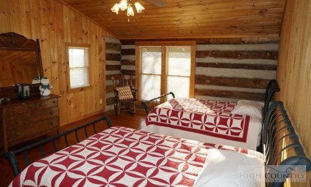 Image number 6 for the current listing