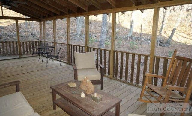 Image number 7 for the current listing