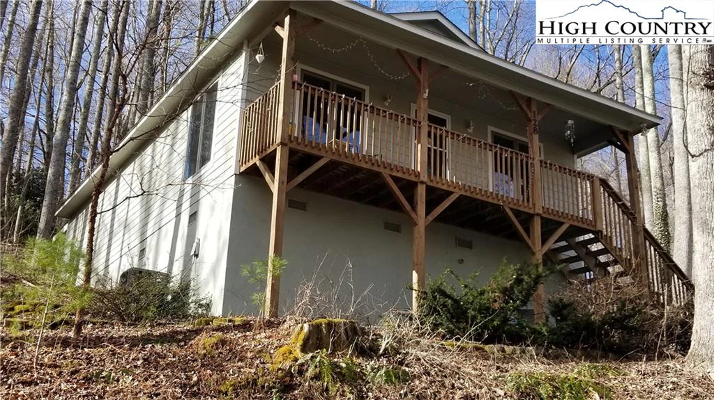 Image number 3 for the current listing