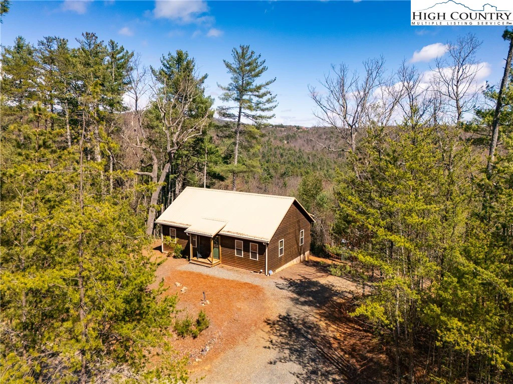 Image number 15 for the current listing
