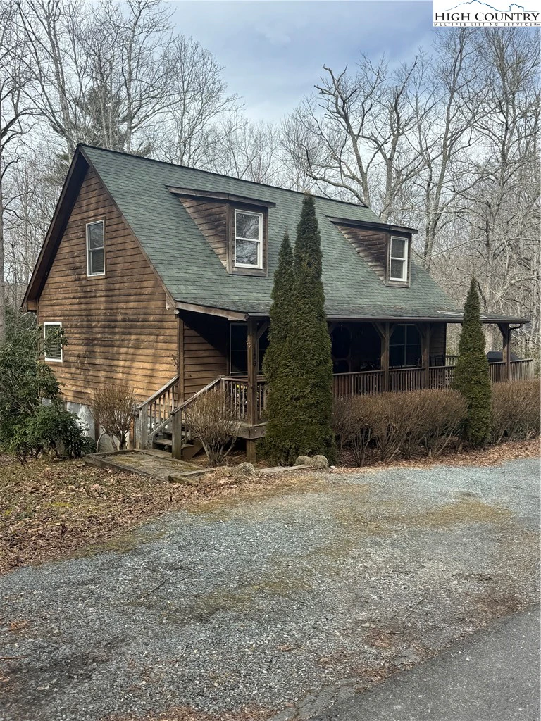 Image number 14 for the current listing