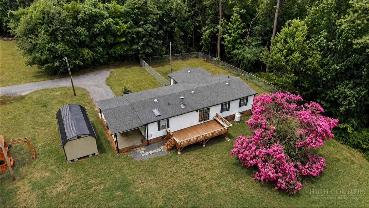 Image number 3 for the current listing