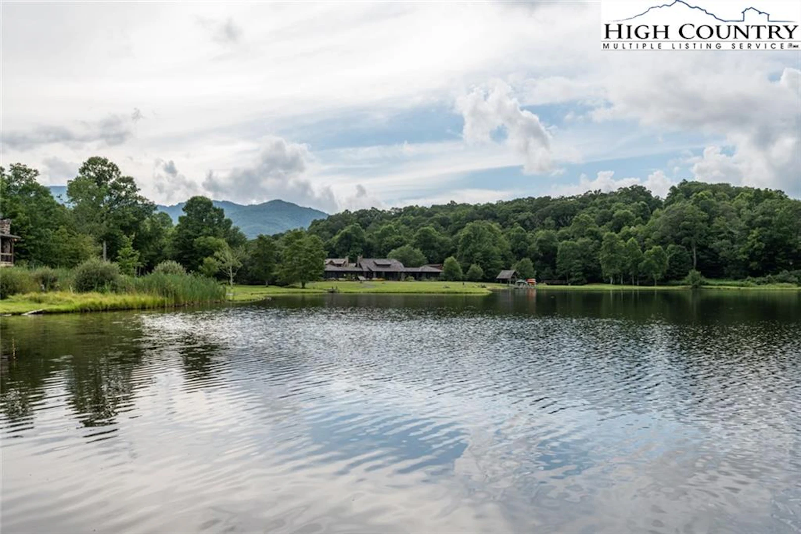 Image number 2 for the current listing