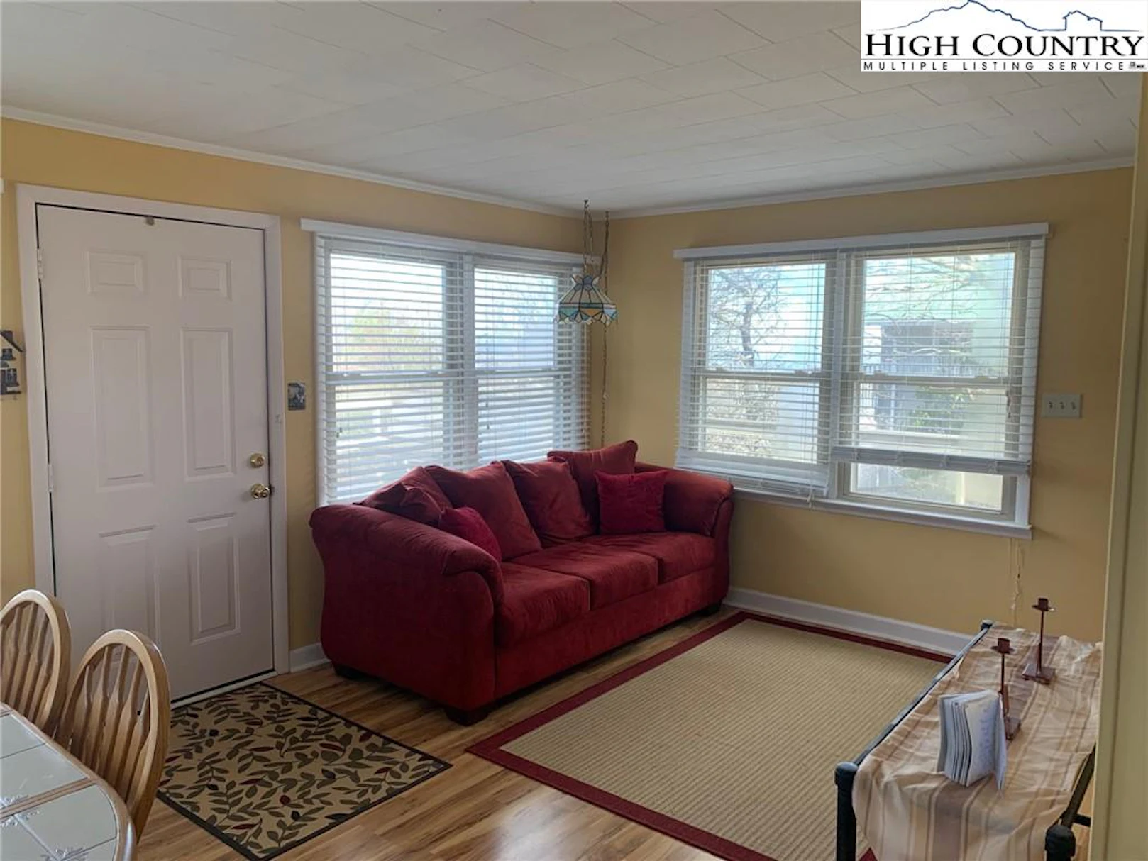 Image number 21 for the current listing