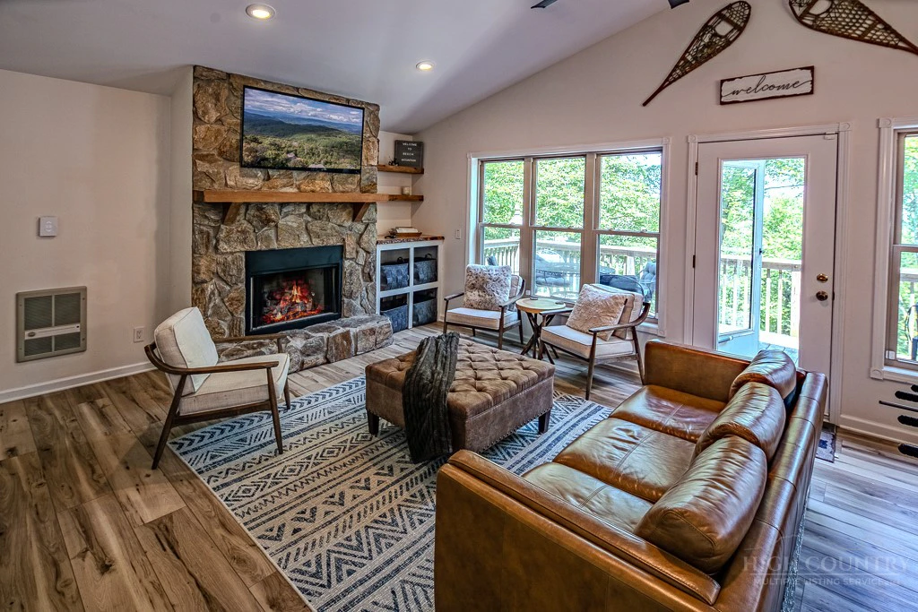 Image number 7 for the current listing