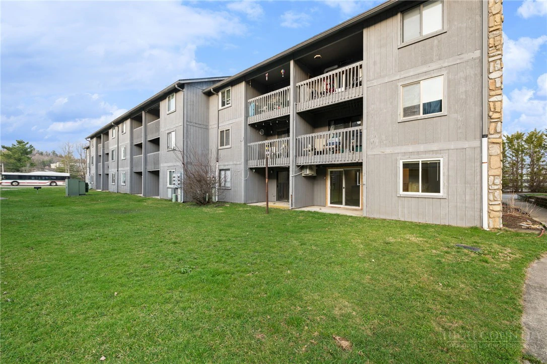 Image number 15 for the current listing
