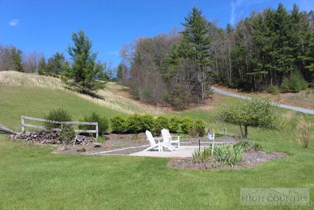 Image number 15 for the current listing