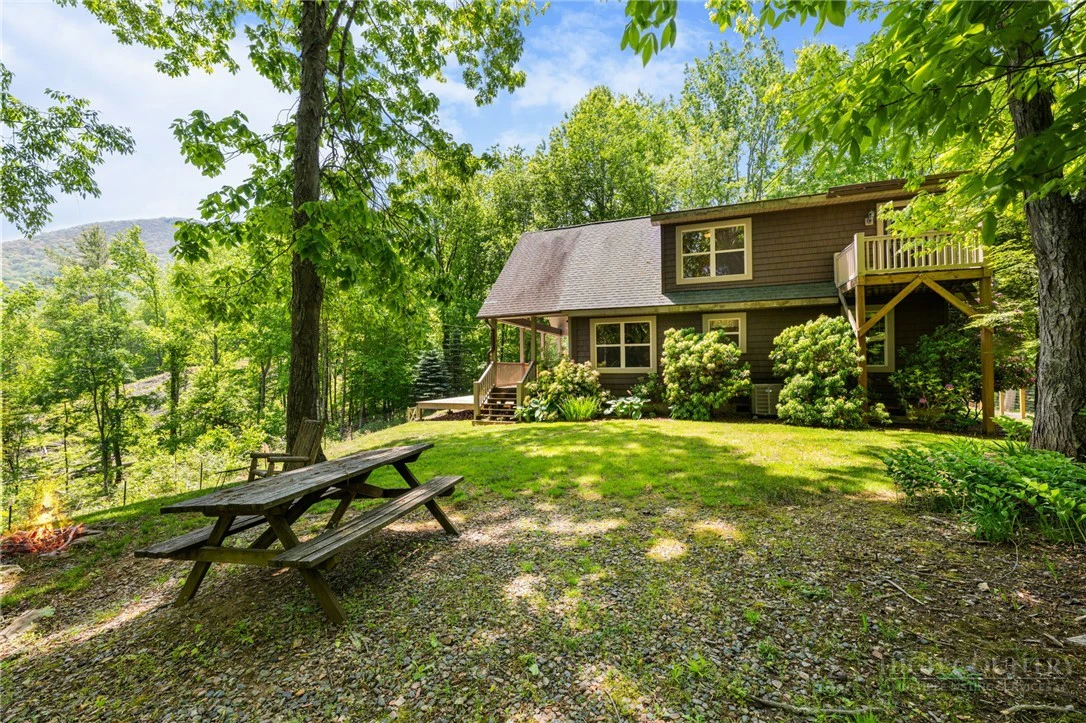 Image number 8 for the current listing