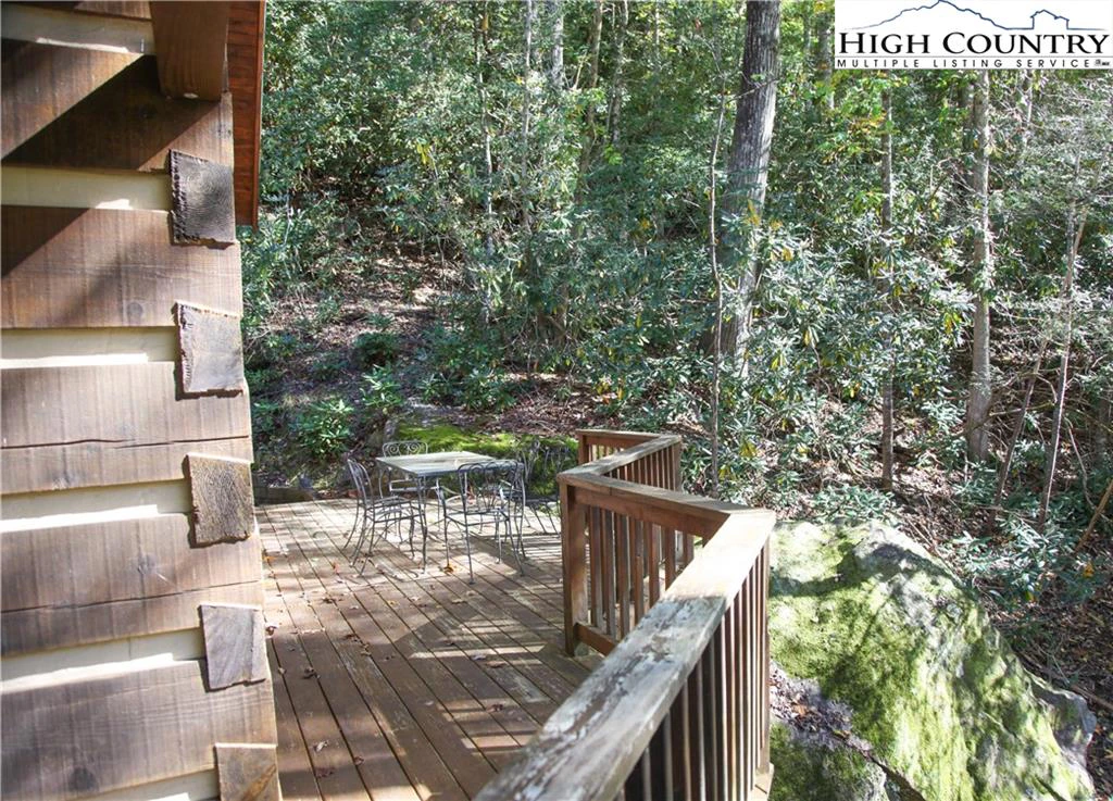 Image number 7 for the current listing