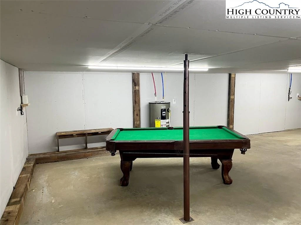 Image number 14 for the current listing