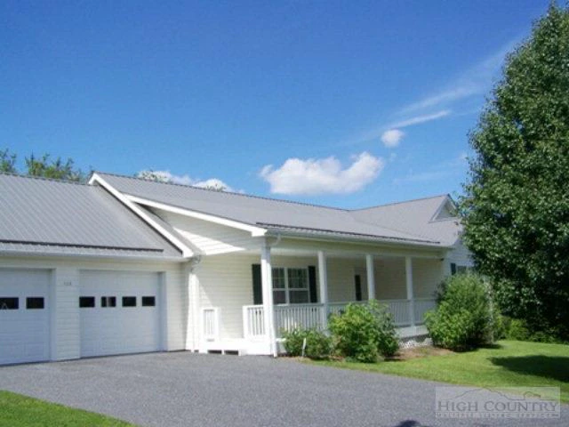 Image number 1 for the current listing
