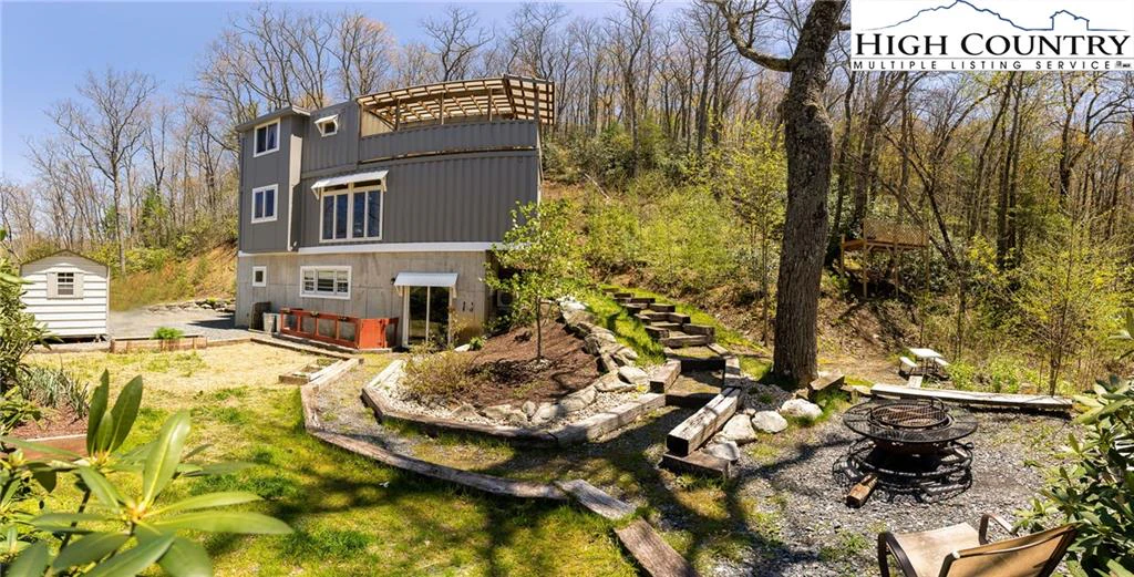 Image number 13 for the current listing