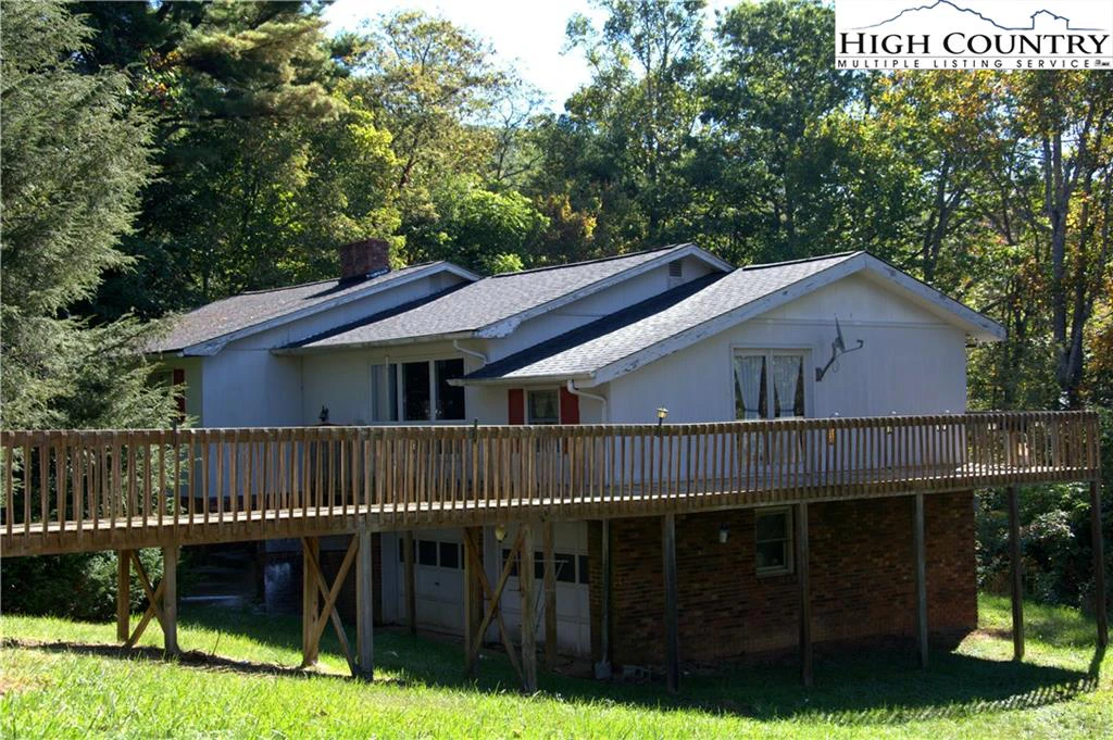 Image number 1 for the current listing
