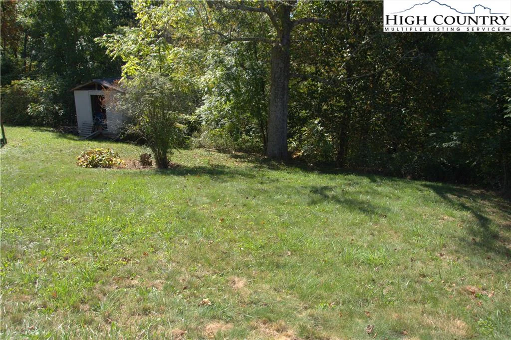 Image number 6 for the current listing