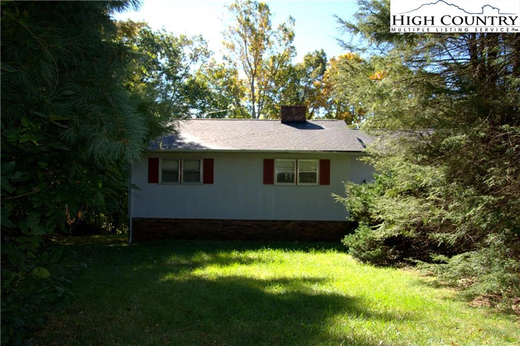 Image number 3 for the current listing