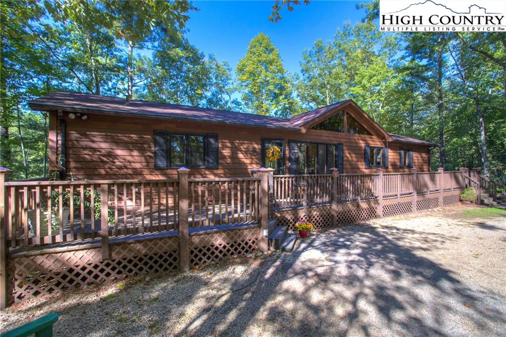 Image number 15 for the current listing