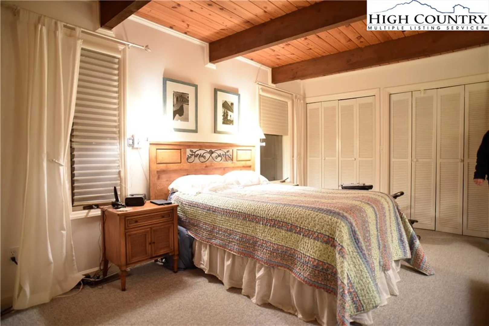 Image number 2 for the current listing