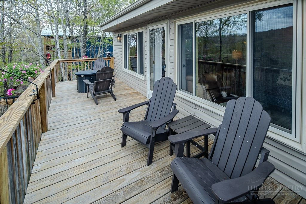 Image number 4 for the current listing