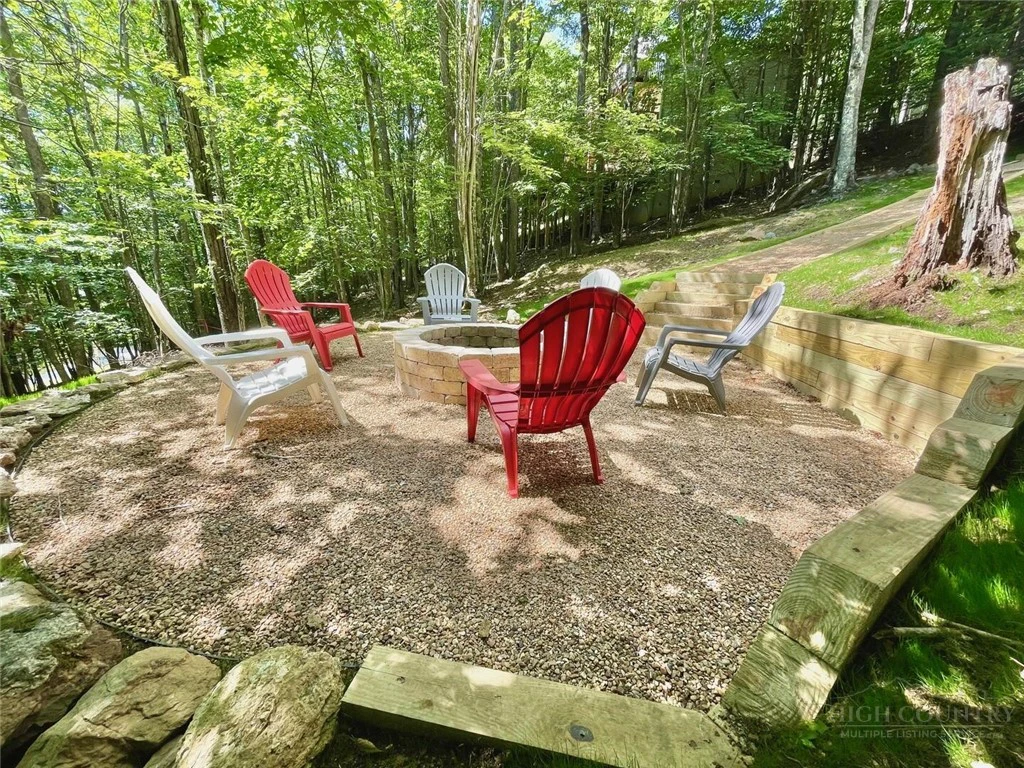Image number 6 for the current listing