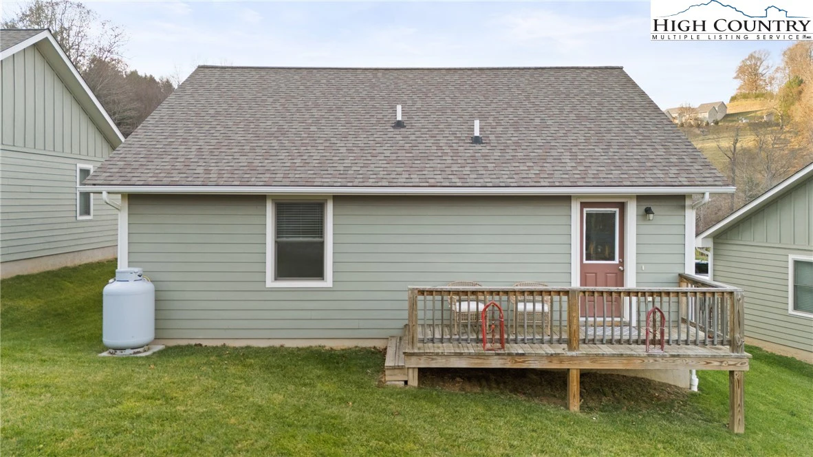 Image number 13 for the current listing