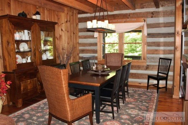 Image number 3 for the current listing