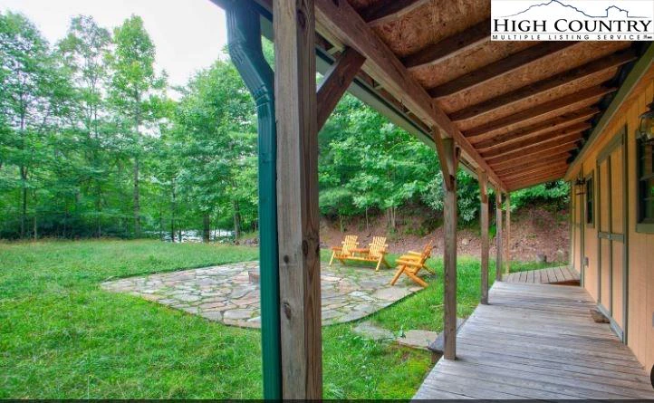Image number 20 for the current listing