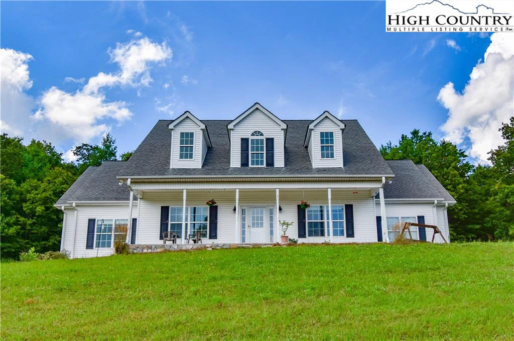 Image number 1 for the current listing