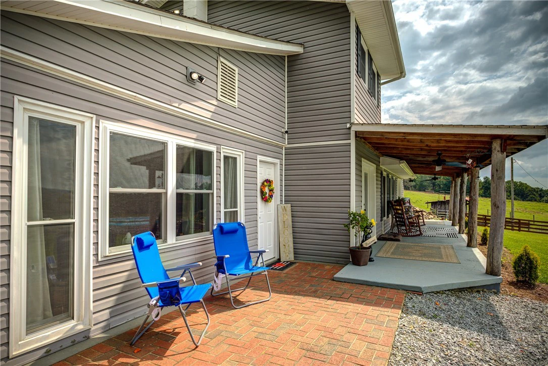 Image number 6 for the current listing
