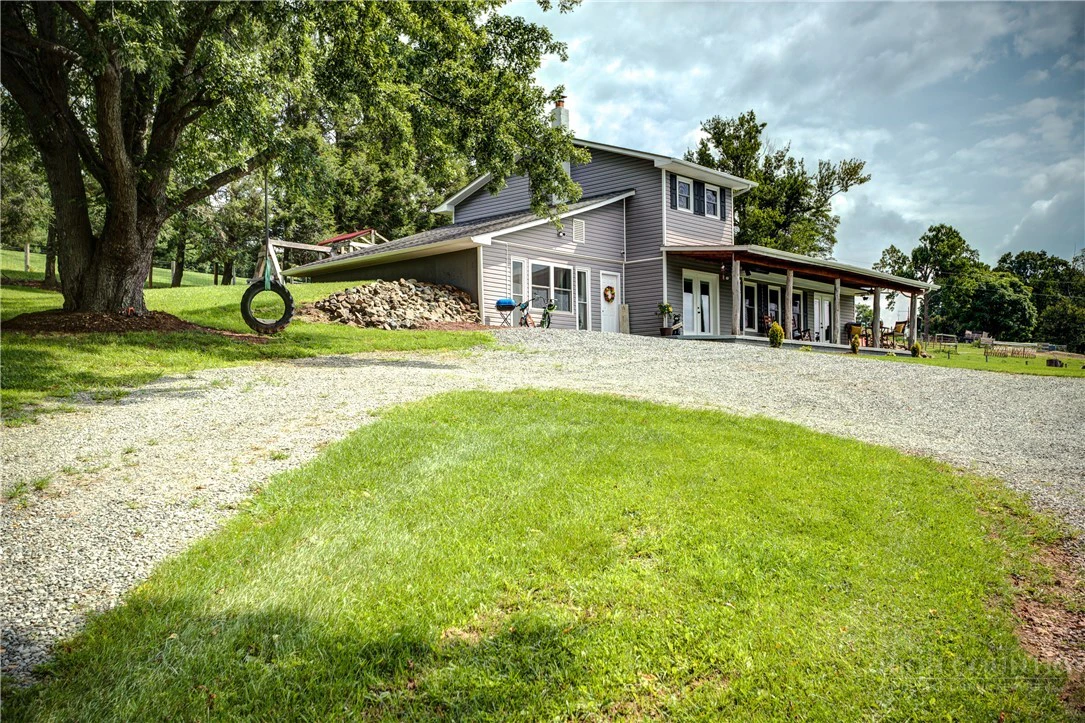 Image number 9 for the current listing