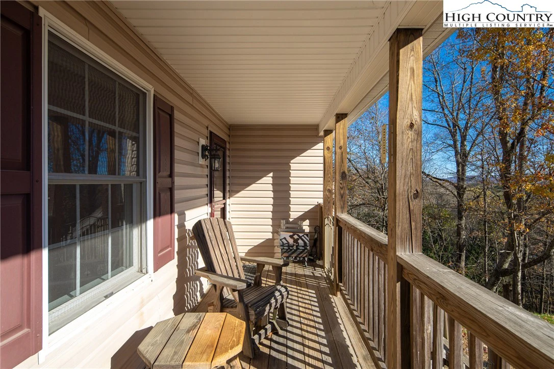 Image number 12 for the current listing