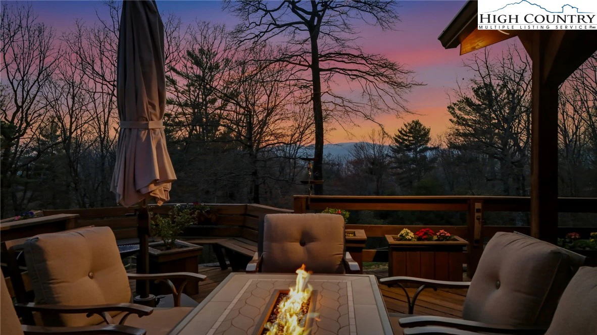 Image number 2 for the current listing
