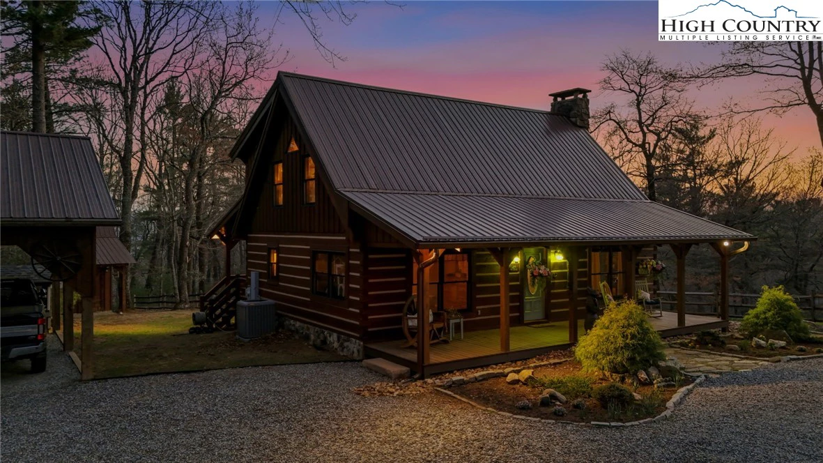Image number 20 for the current listing