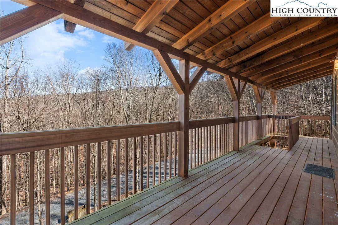 Image number 4 for the current listing