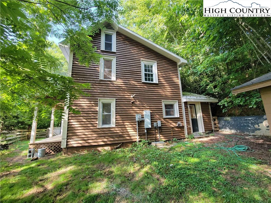 Image number 29 for the current listing