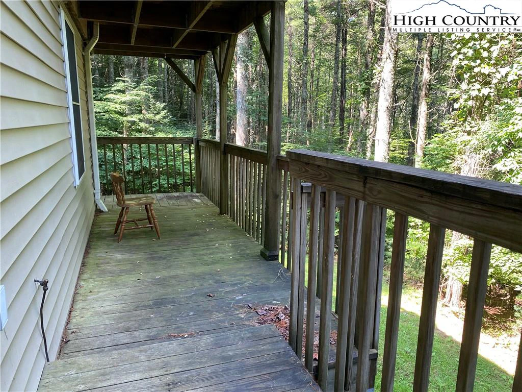 Image number 7 for the current listing