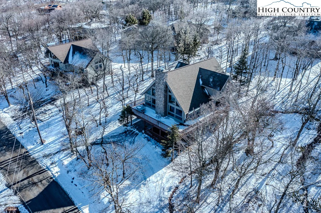 Image number 19 for the current listing