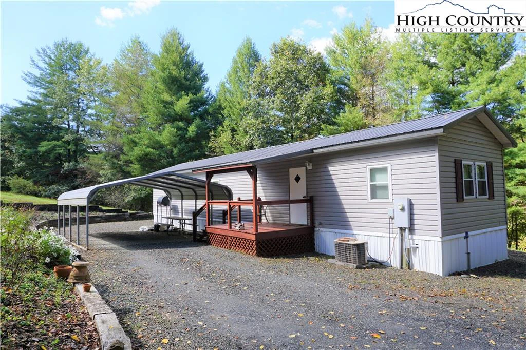 Image number 1 for the current listing